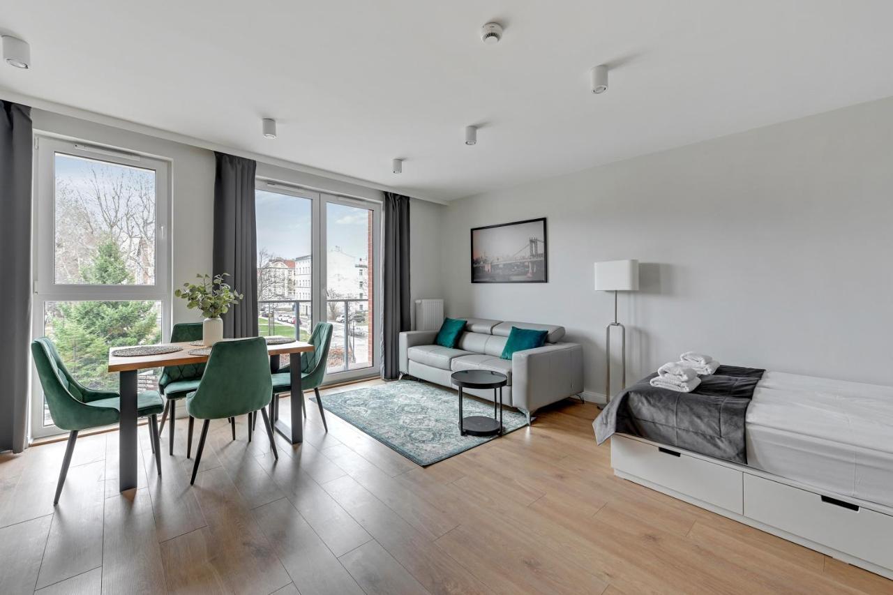 Aura 40 City Center By Downtown Apartments Gdansk Luaran gambar