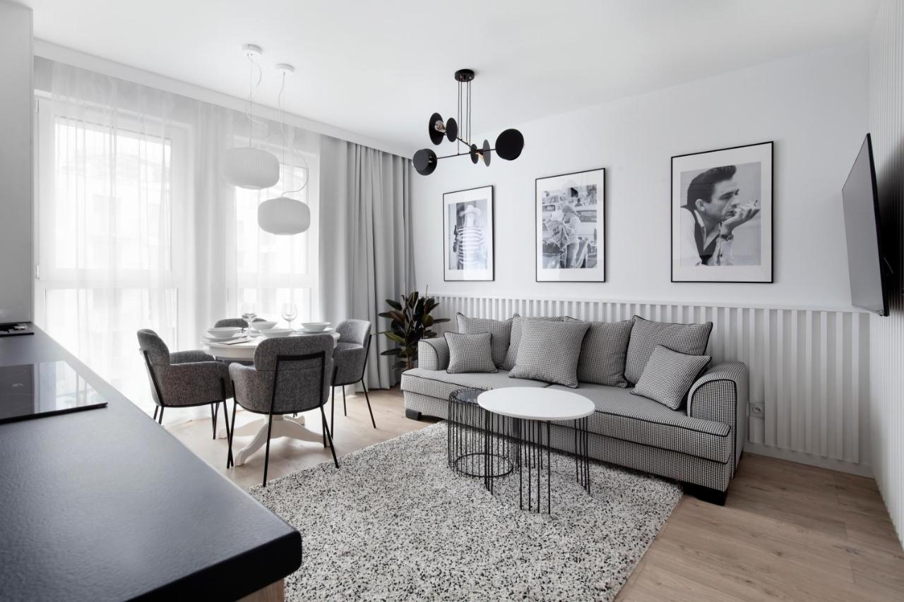 Aura 40 City Center By Downtown Apartments Gdansk Luaran gambar